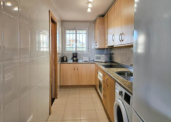 Two Bedroom To Rent In Carvajal Fuengirola