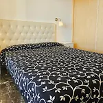 Two Bedroom To Rent In Carvajal Апартаменты