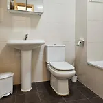 Two Bedroom To Rent In Carvajal Appartamento *