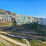 Апартаменты Two Bedroom To Rent In Carvajal Фуэнхирола