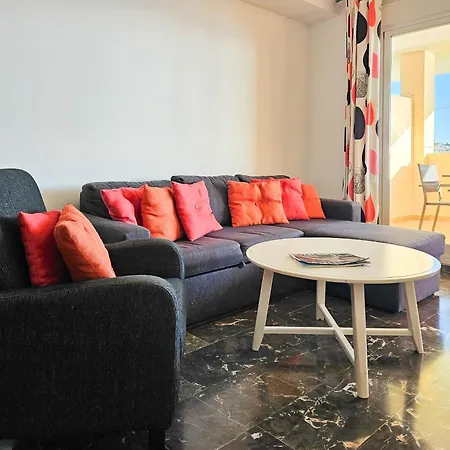 Two Bedroom To Rent In Carvajal Fuengirola