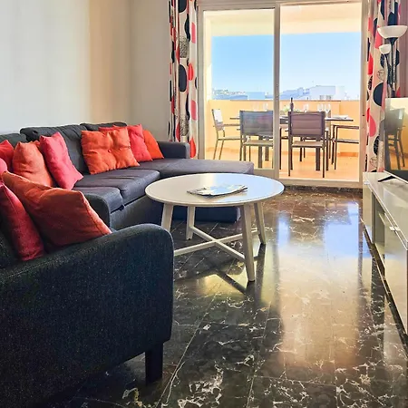 Two Bedroom To Rent In Carvajal * Fuengirola