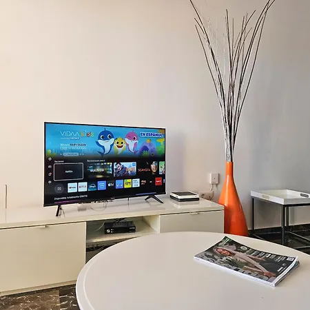 Two Bedroom To Rent In Carvajal דירה פואנגירולה