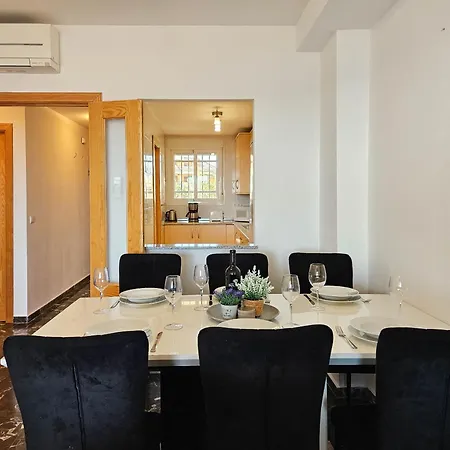 Apartamento Two Bedroom To Rent In Carvajal