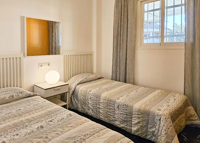 Two Bedroom To Rent In Carvajal דירה