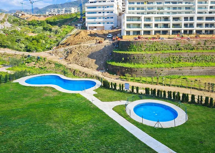 Two Bedroom To Rent In Carvajal דירה