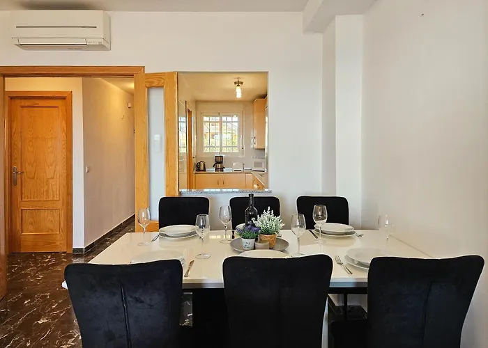 アパート Two Bedroom To Rent In Carvajal